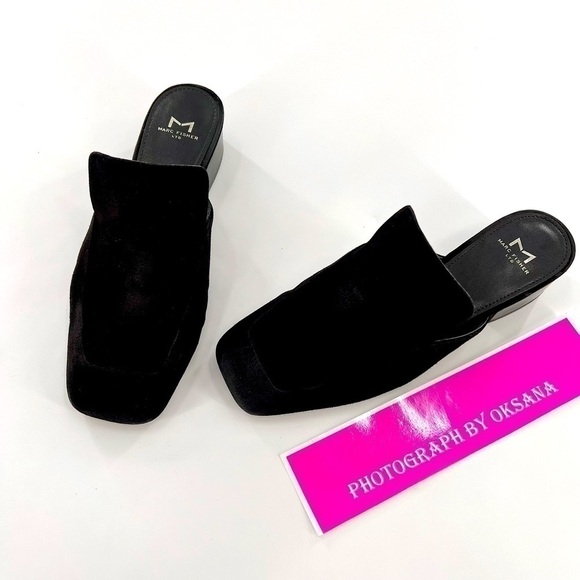 Marc Fisher  black suede slip-on mules size 6 M - Picture 5 of 11